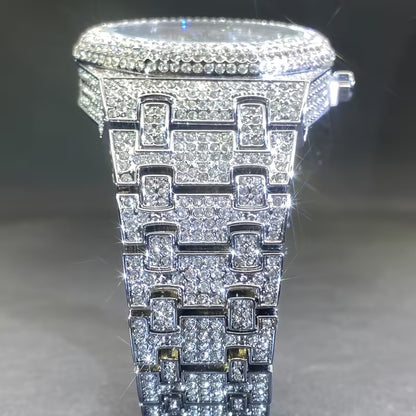 Luxury Iced-Out Men's Watch – Quartz & Date